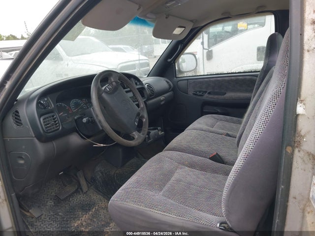 DODGE RAM 1500 ST - 8