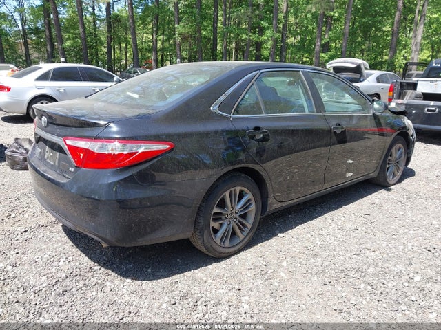 2016 Toyota CAMRY SE 照片 4