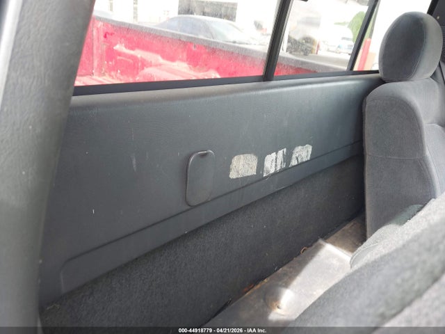 CHEVROLET SILVERADO 1500 LS - 8