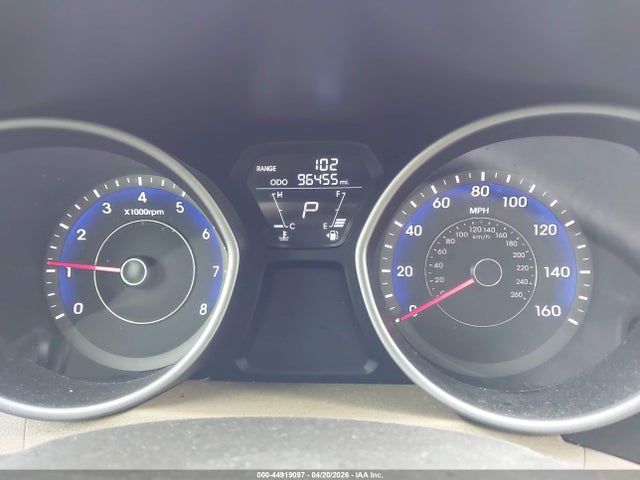 HYUNDAI ELANTRA GLS/LIMITED - 7