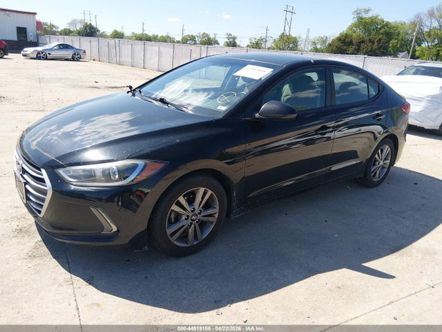 HYUNDAI ELANTRA SE - 2