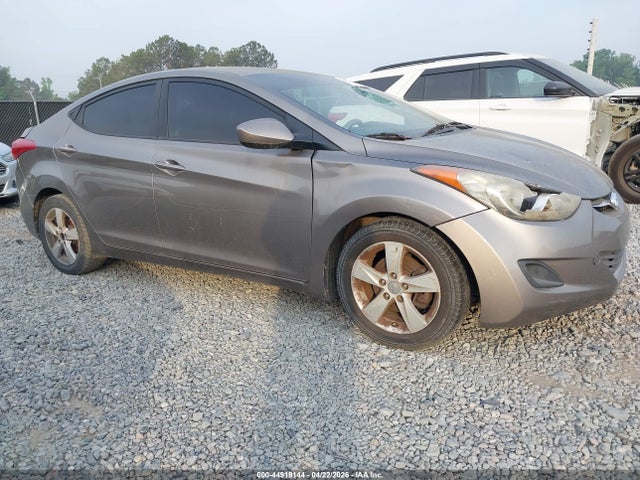 HYUNDAI ELANTRA GLS - 1