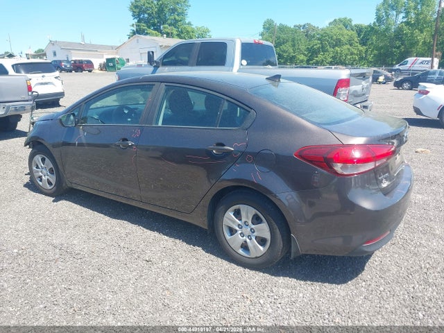 2017 KIA FORTE LX 照片 3