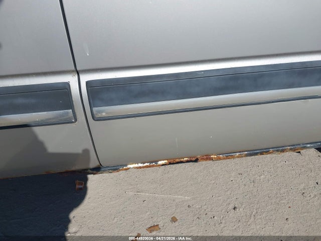 CHEVROLET SILVERADO 1500 LS - 6