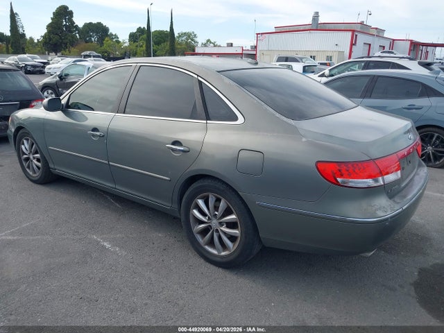 HYUNDAI AZERA LIMITED/SE - 3