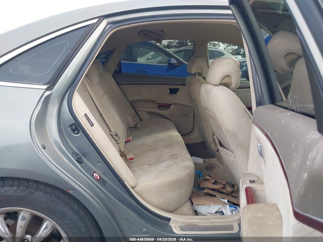 HYUNDAI AZERA LIMITED/SE - 8