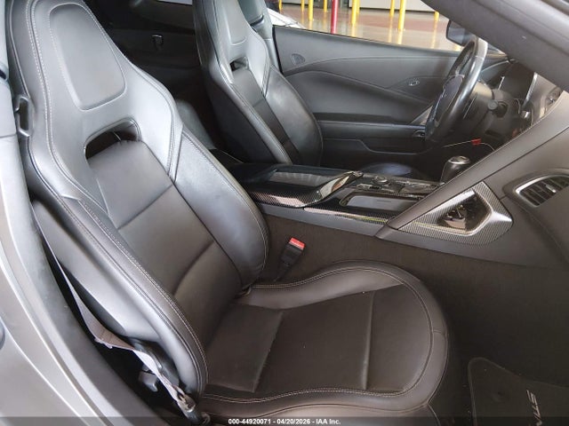 CHEVROLET CORVETTE STINGRAY - 8