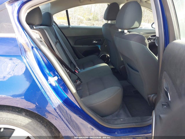 CHEVROLET CRUZE 1LT - 8