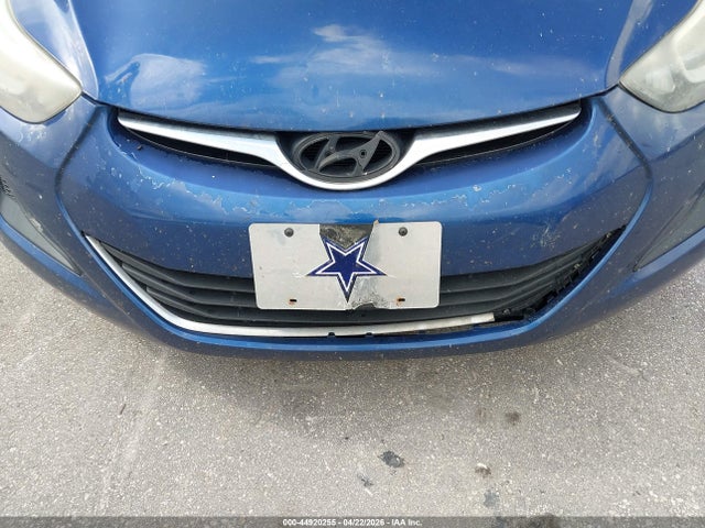 HYUNDAI ELANTRA SE - 6