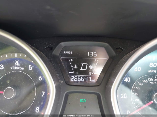 HYUNDAI ELANTRA SE - 7