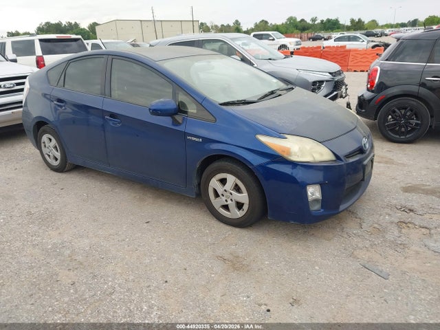 TOYOTA PRIUS - 1