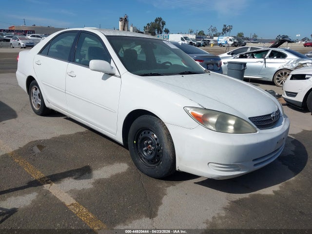 TOYOTA CAMRY - 1