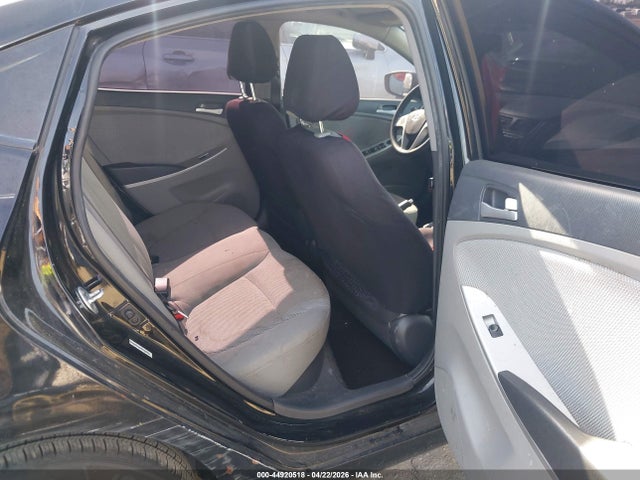 HYUNDAI ACCENT GLS - 8