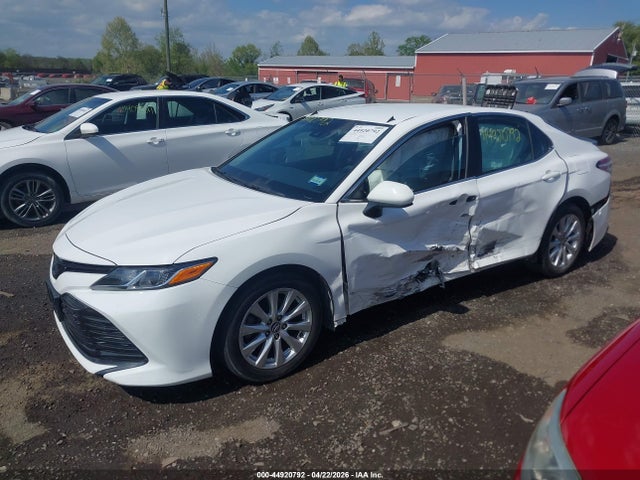 صورة 2 لـ 2018 Toyota CAMRY LE