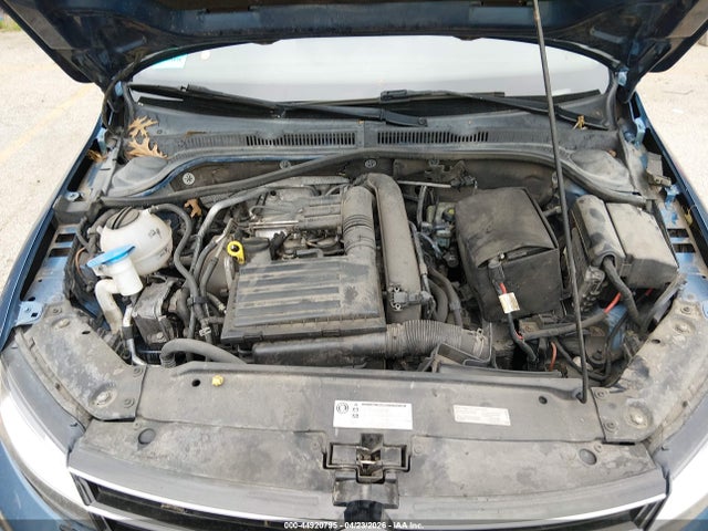 صورة 10 لـ 2017 Volkswagen JETTA 1.4T SE