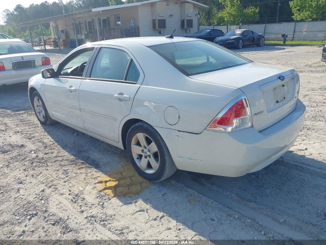 FORD FUSION SE - 3