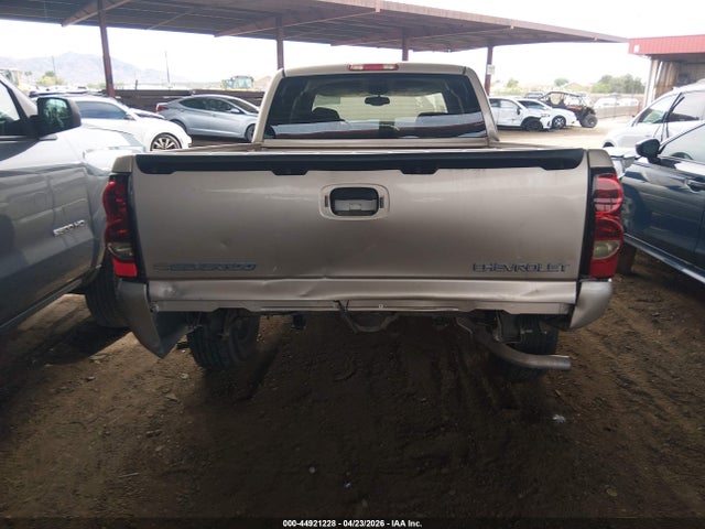 2005 Chevrolet SILVERADO 1500 LS — миниатюра 12