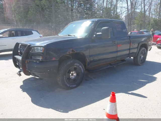 CHEVROLET SILVERADO 1500 LS - 2