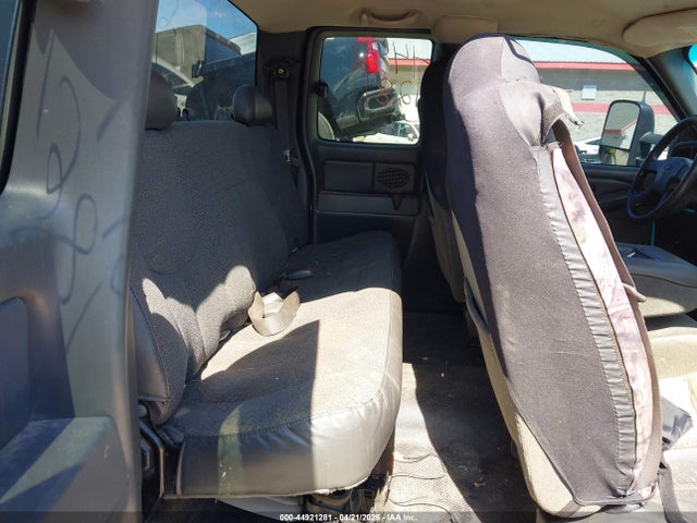 CHEVROLET SILVERADO 1500 LS - 8