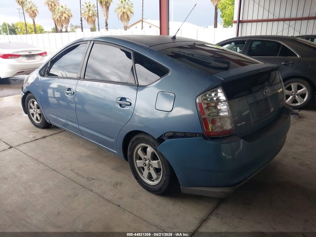 TOYOTA PRIUS - 3