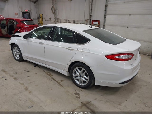 FORD FUSION SE - 3