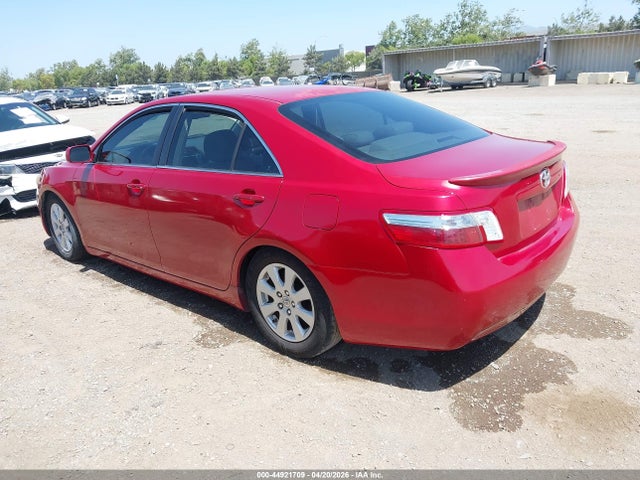TOYOTA CAMRY - 3