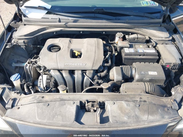 HYUNDAI ELANTRA - 10