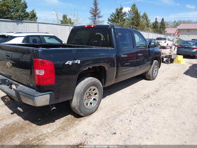 CHEVROLET SILVERADO 1500 LS - 4