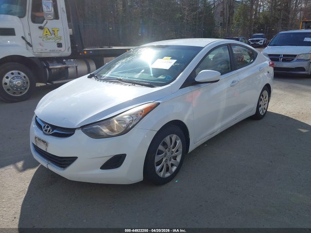 HYUNDAI ELANTRA GLS - 2