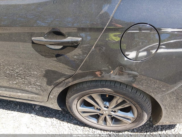 HYUNDAI ELANTRA VALUE EDITION - 6