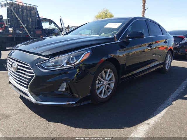 2019 Hyundai SONATA SE — фото 2
