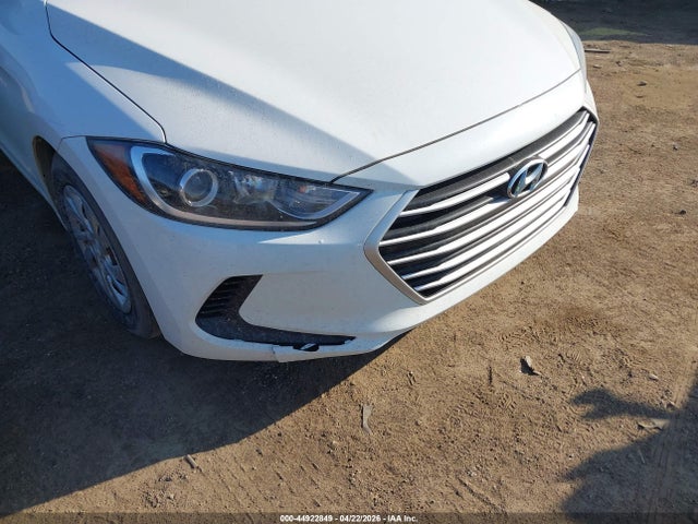 HYUNDAI ELANTRA SE - 6