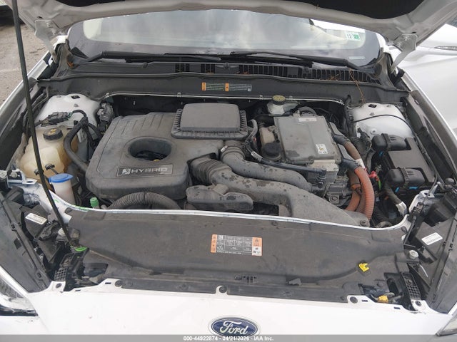 FORD FUSION HYBRID SE - 10