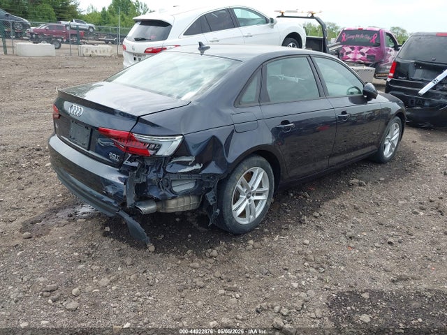 صورة 4 لـ 2017 AUDI A4 2.0T PREMIUM