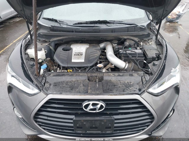 HYUNDAI VELOSTER TURBO - 10