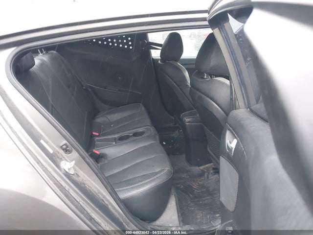 HYUNDAI VELOSTER TURBO - 8