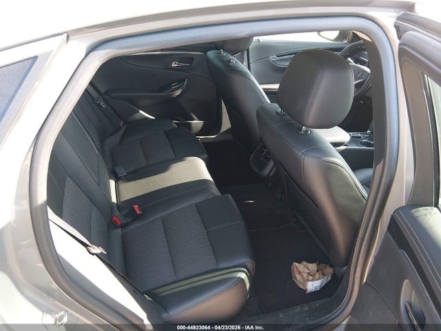 CHEVROLET IMPALA - 8