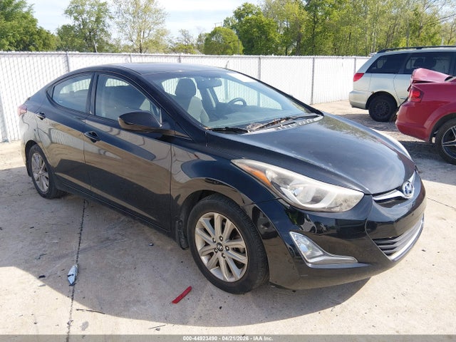 HYUNDAI ELANTRA SE - 1