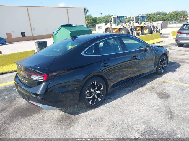 HYUNDAI SONATA SEL - 4