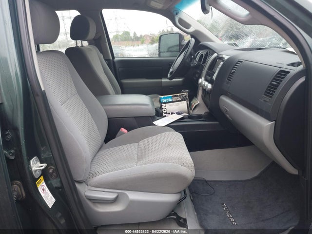 TOYOTA TUNDRA - 5