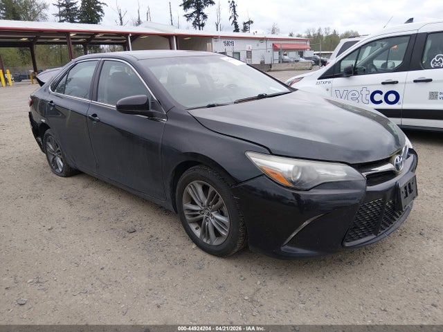 TOYOTA CAMRY - 1