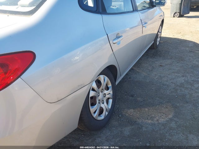 HYUNDAI ELANTRA GLS - 6