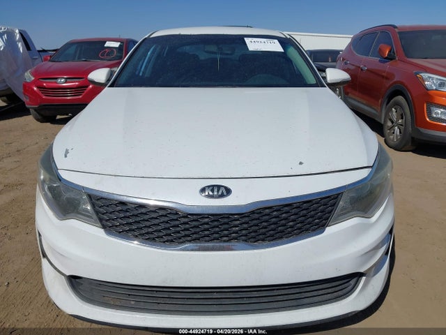 KIA OPTIMA LX - 6