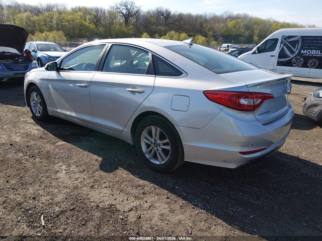 HYUNDAI SONATA SE - 3