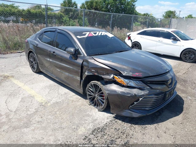 2018 TOYOTA CAMRY XLE