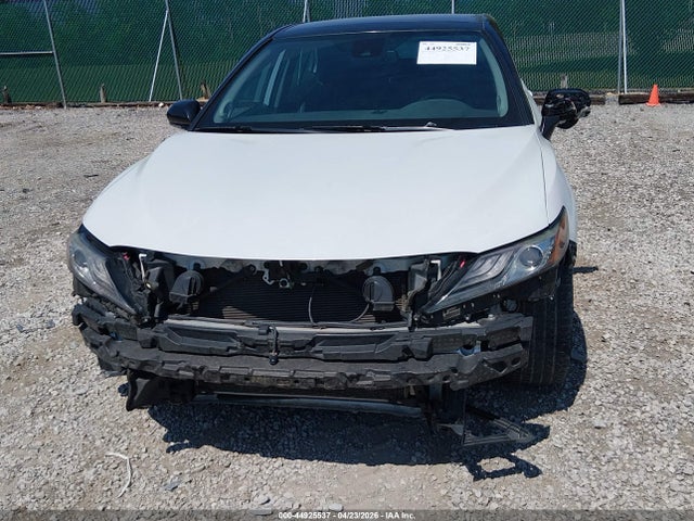 2019 TOYOTA CAMRY XSE 6