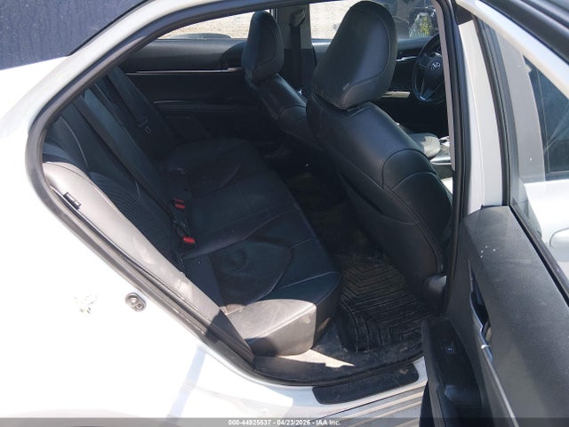 2019 TOYOTA CAMRY XSE 8
