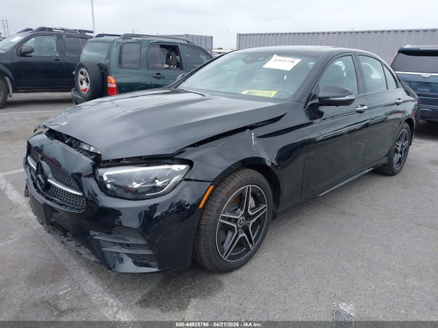 MERCEDES-BENZ E-CLASS - 2