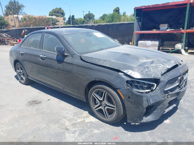 2022 MERCEDES-BENZ E 