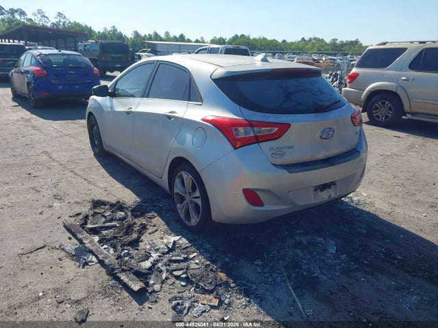 HYUNDAI ELANTRA GT - 3